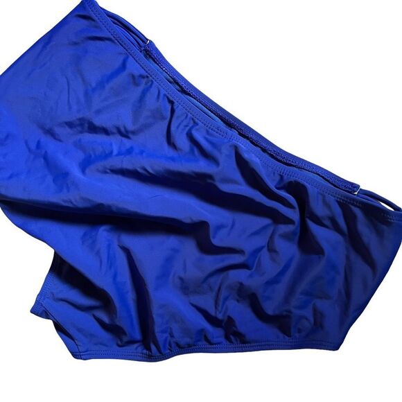 George Bikini Bottom‎ - Picture 3 of 5